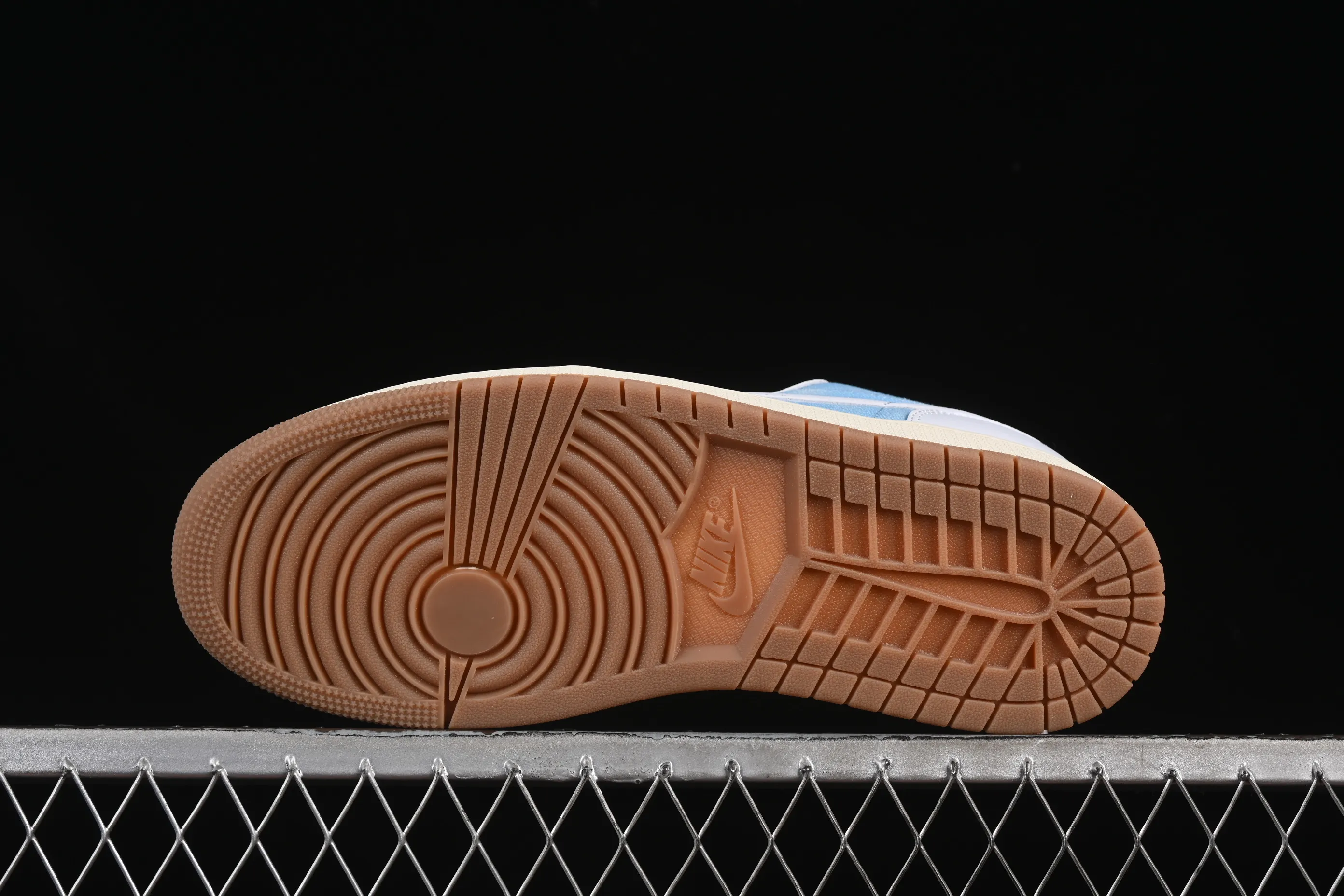 All categories Air Jordan Jordan series basketball shoes Air Jordan 1 Low Air Jordan 1 Low "Worn Blue" AJ1 Jordan 1 denim low-top cultural and casual sneakers HQ2004-400